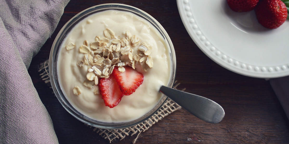 jogurt jest jednym z najlepszych naturalnych źródeł probiotyków